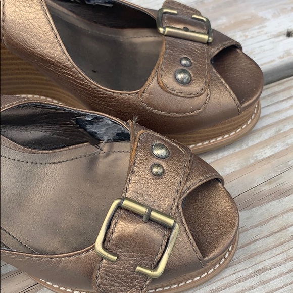 Italian Leather Wedges - Picture 2 of 5